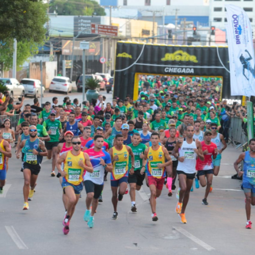 Corrida da Família Popular reuniu mais de 3,5 mil atletas no domingo